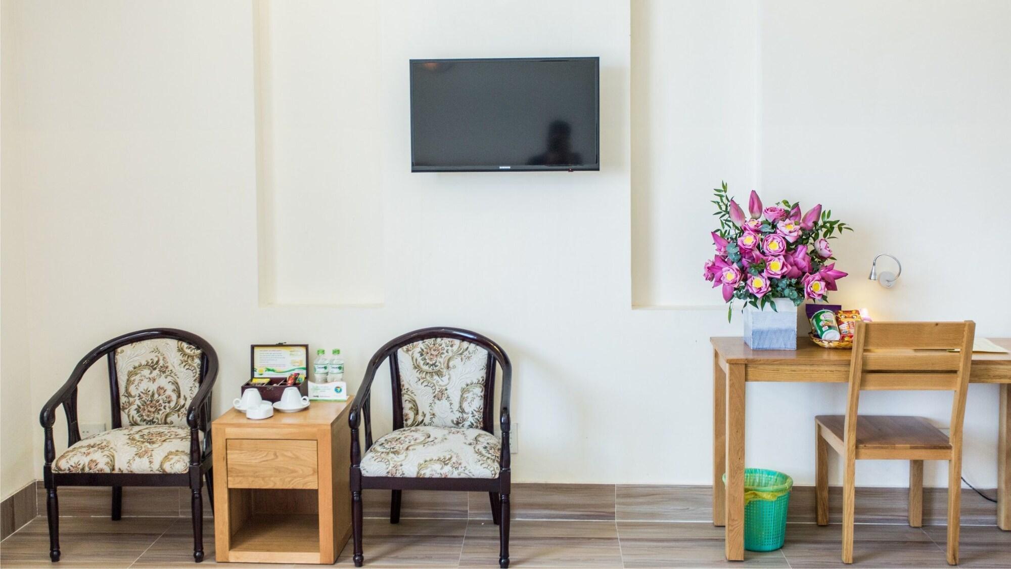 Hoang Yen Hotel 2 Quy Nhon Exterior foto